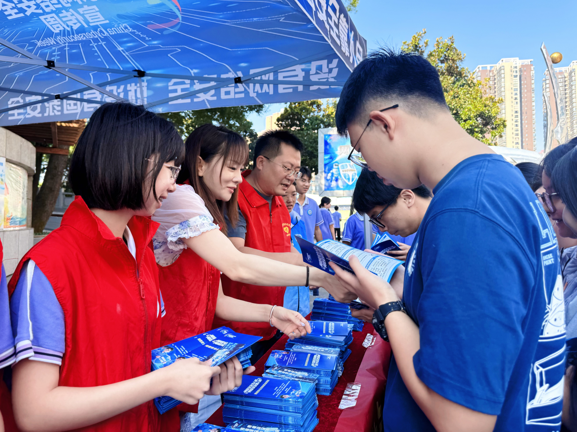 23f407006876f363dd9411432d13f5f7