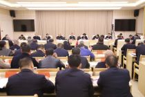邵阳举行树立和践行正确政绩观学习教育读书班暨市委理论学习中心组（扩大）集体学习