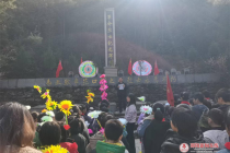邵东市堡面前乡中心小学举行清明祭扫革命烈士活动
