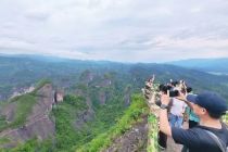 丹霞牵湘桂 廊带启新程——国家级张崀桂旅游廊带助力邵阳拥抱全域发展新机遇
